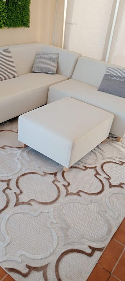 Dirección, horario, teléfono y opiniones de Clean Almería en Roquetas de Mar