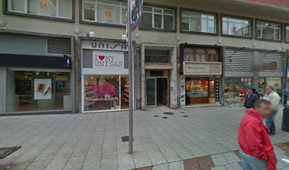 Dirección, horario, teléfono y opiniones de Cuidado de Personas Mayores y Limpieza en Santander