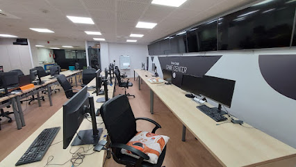 Dirección, horario, teléfono y opiniones de Limpieza General y Mantenimiento y Reformas Integral en El Prat de Llobregat