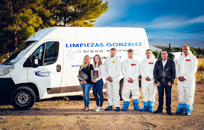 Dirección, horario, teléfono y opiniones de Limpiezas Forenses Granada - Limpiezas Síndrome de Diógenes en Granada